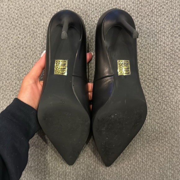 Jeffrey Campbell pointed black heels size 8 - Picture 3 of 3